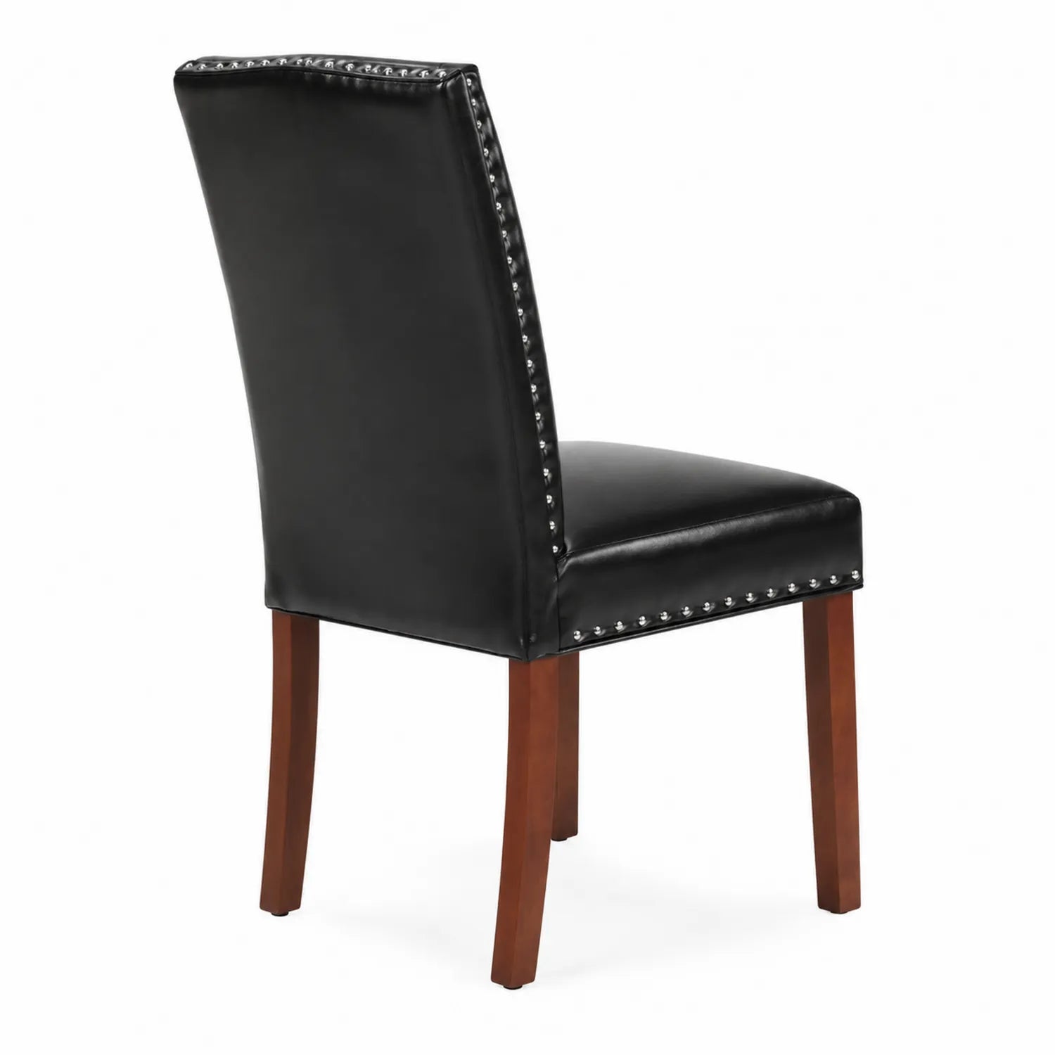 Chaise en bois et cuir synthétique noir avec clous décoratifs